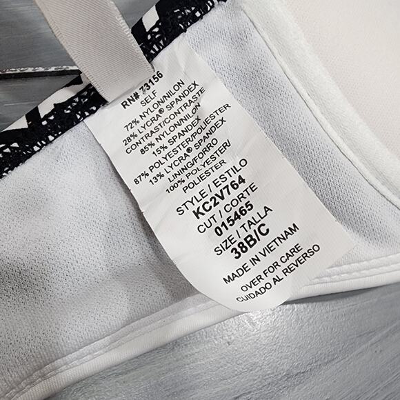 Kenneth Cole New York Bikini Swim Top 38 B/C Black and White Print - Picture 5 of 6